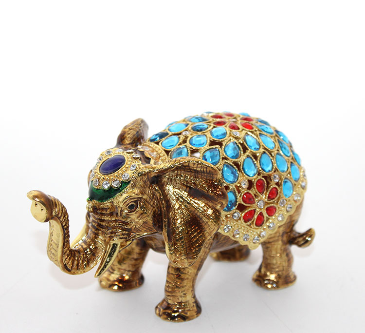 Tasli Tekli Fil Figuru