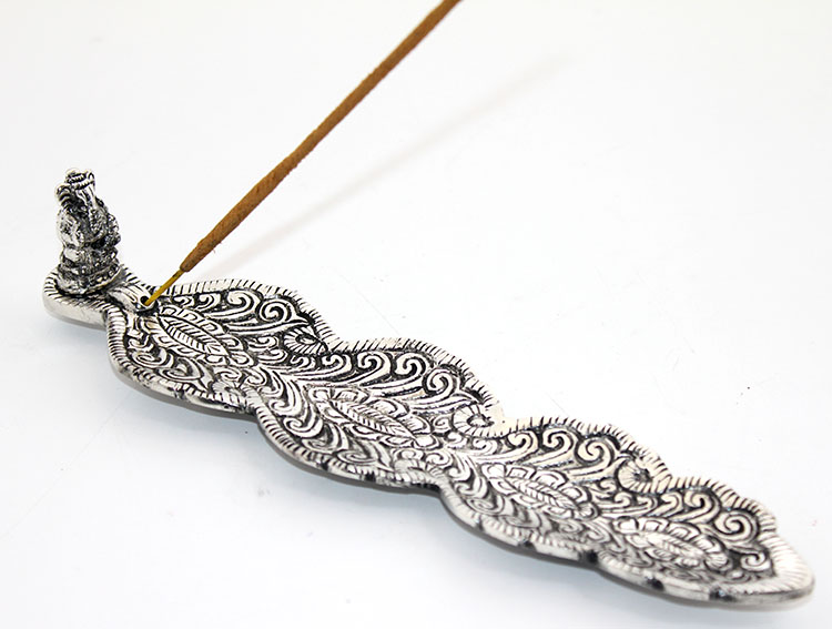 Metal Kayik Tutsuluk