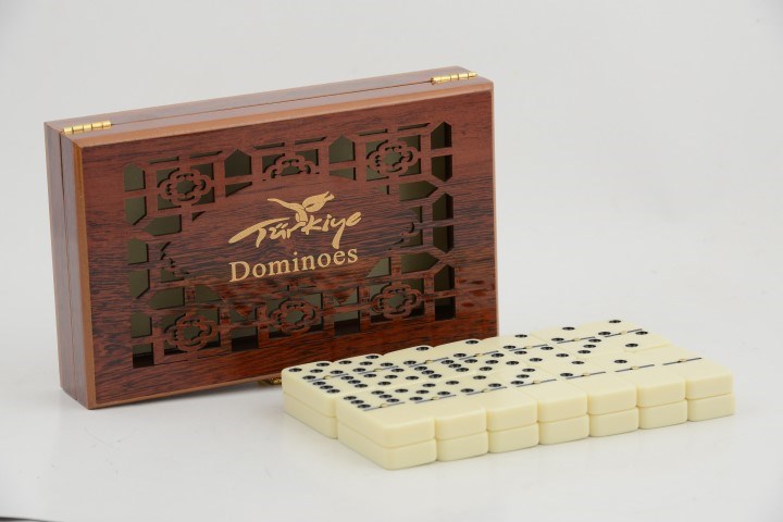 Ahsap Kutulu Domino
