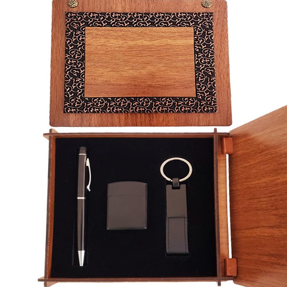 Ahsap Kutulu Siyah Kalem Anahtarlik Ve Mat Cakmak Seti