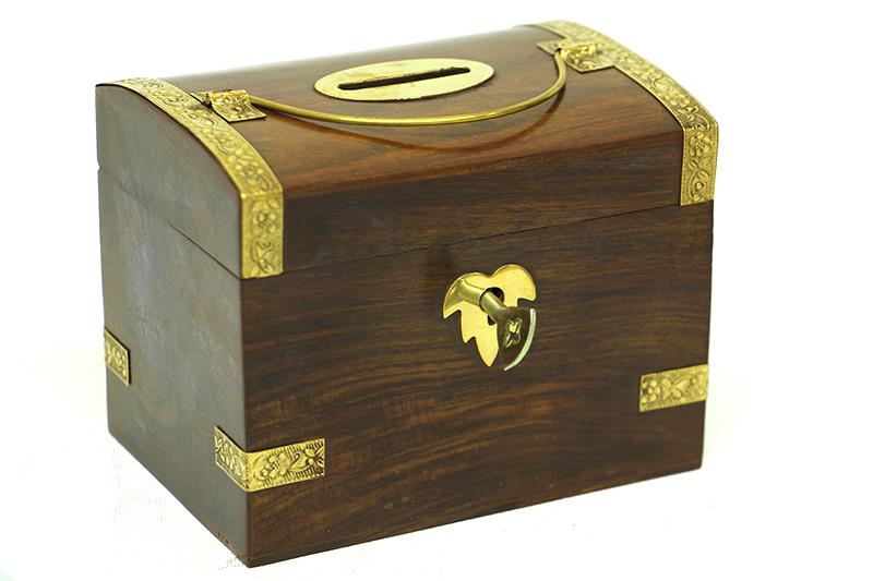 Kumbara Kilitli Ahsap Kutu Kumbara Hediyelik