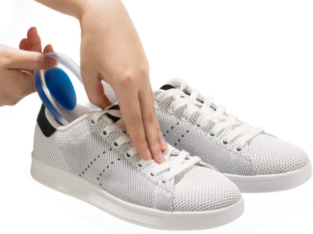 Topuk Silikonu Seffaf Mavi Erkek