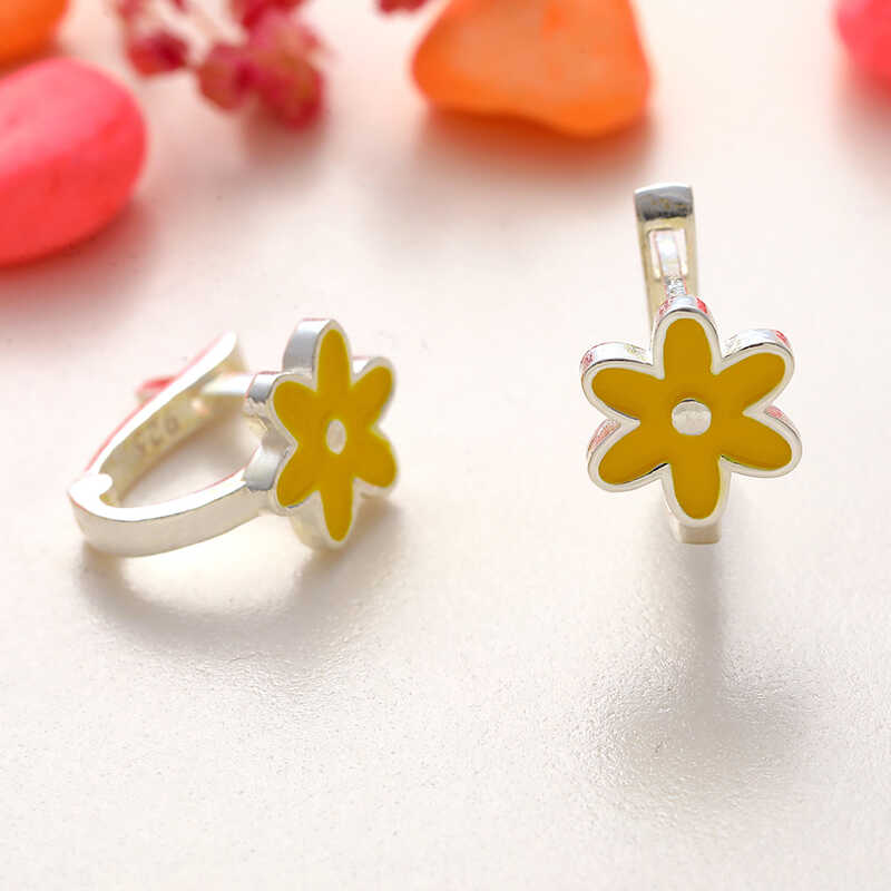 Gumus Sari Cicek Cocuk Kupesi