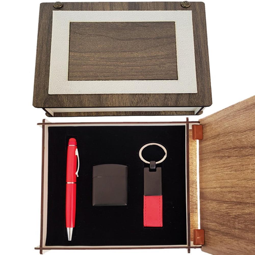 Ozel Ahsap Kutulu Kirmizi Kalem Anahtarlik Ve Cakmak Set