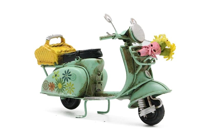 Dekoratif Metal Scooter Onu Sepetli