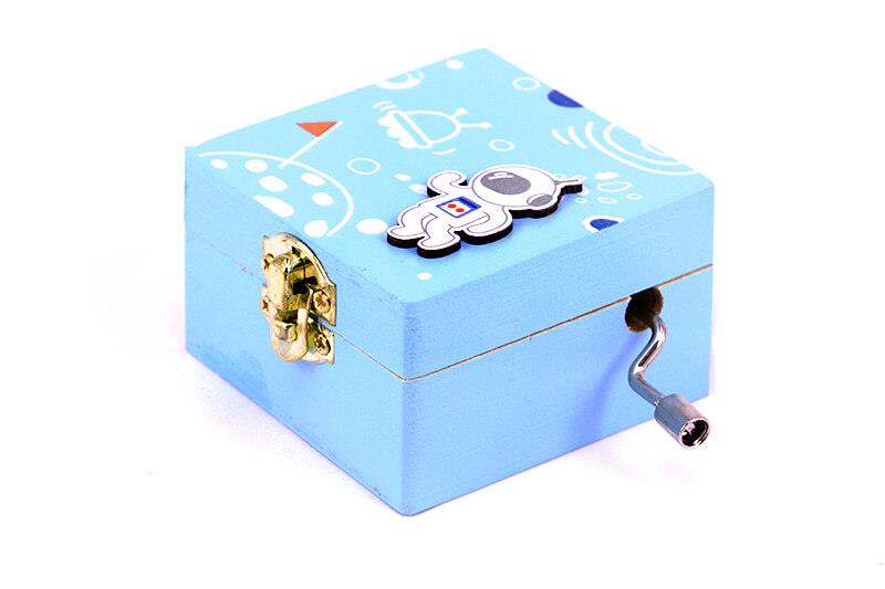 Muzik Kutusu Astronot