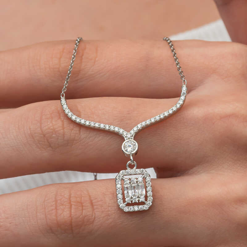 Gumus Baget Tasli Gerdanlik Model Kadin Kolye