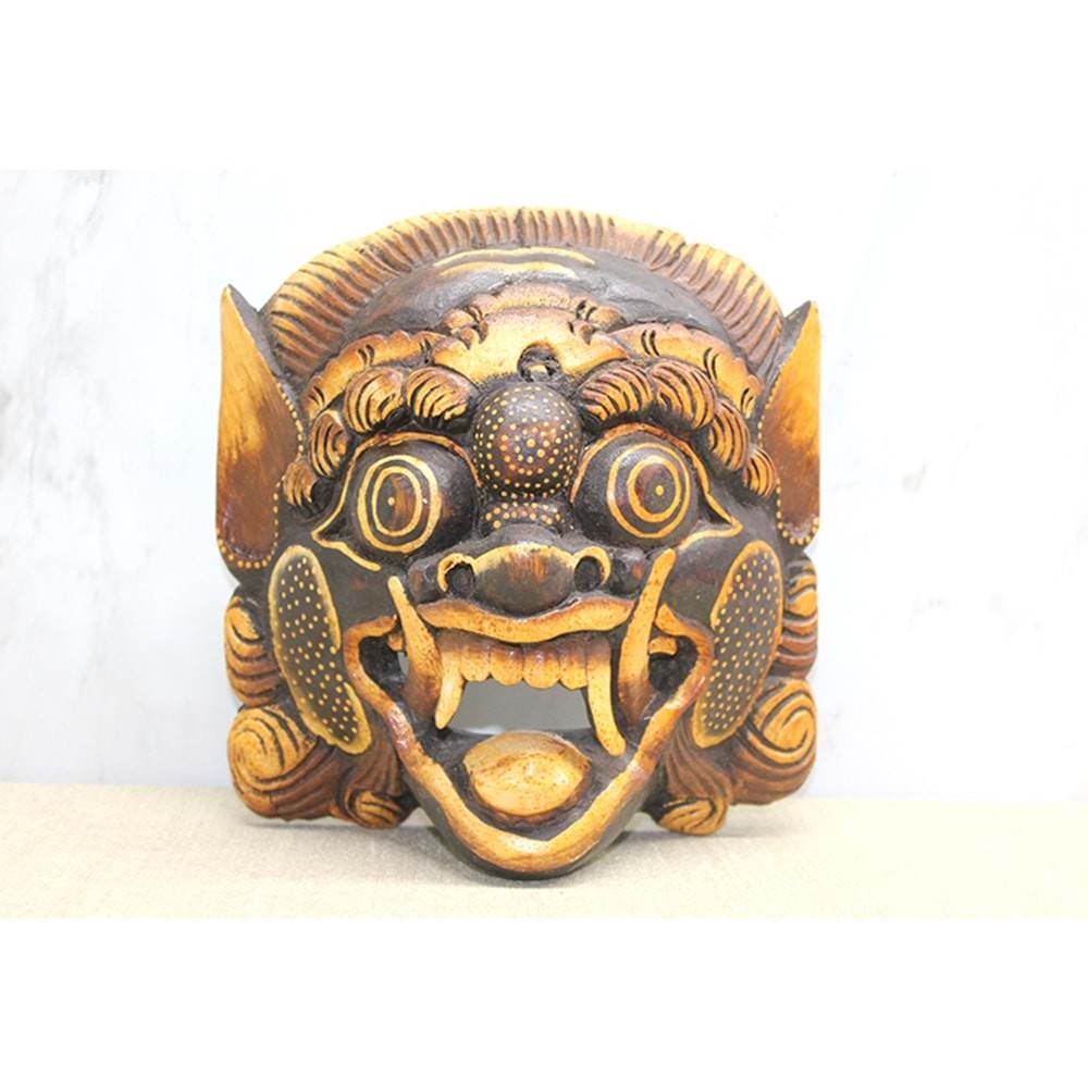 Ahsap Duvara Asmali Maske