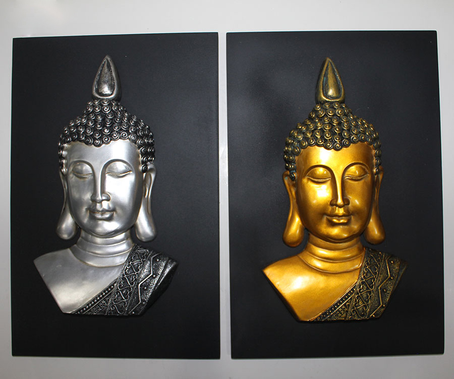 Duvara Asmali Buda Bustu