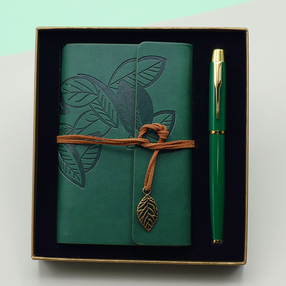 Yesil Renk Defter Kalem Kutulu Set