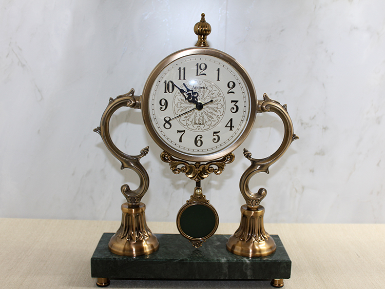 Alti Mermer Masa Ustu Saat